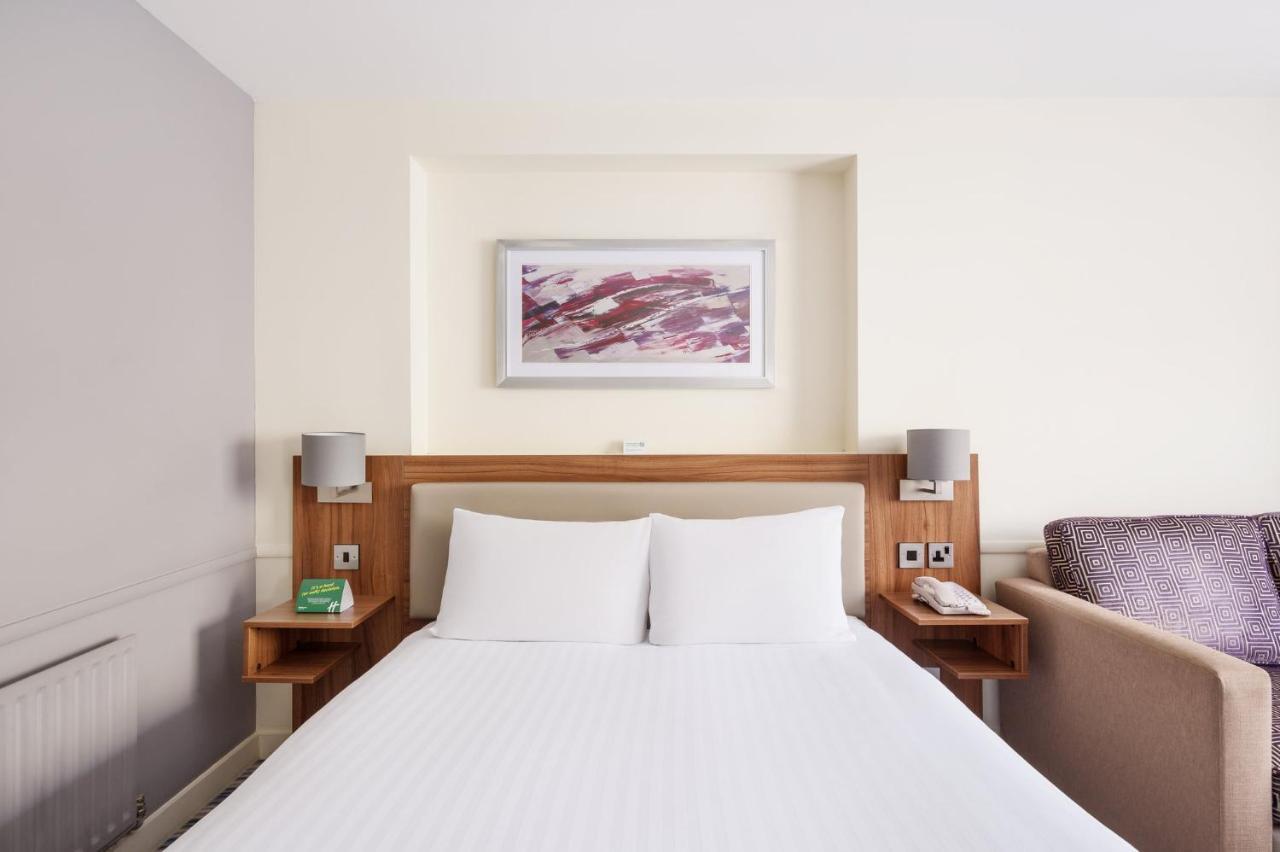 Holiday Inn Rochester-Chatham By Ihg Exterior photo